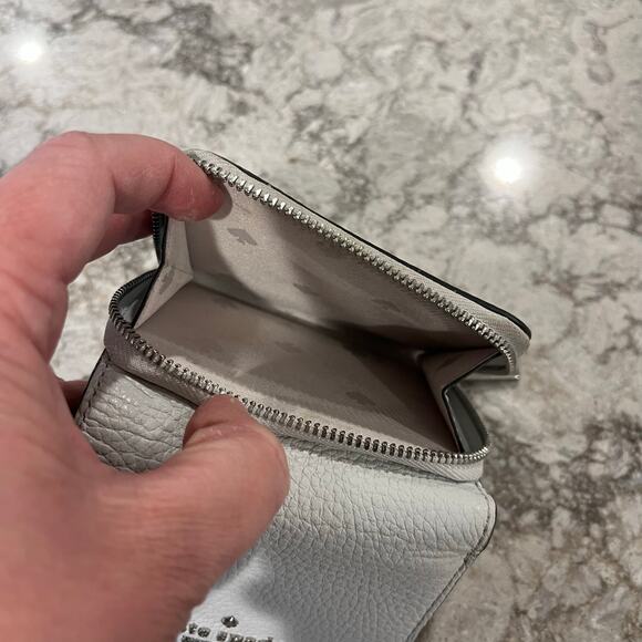 Kate Spade Small Trifold Continental Wallet - Picture 6 of 12